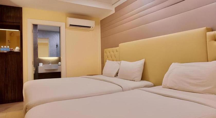 Ritzton Hotel Johor Bahru Exterior foto
